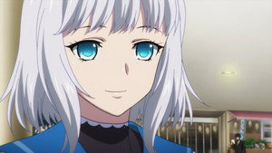 Strike The Blood Episodio 13